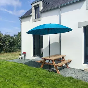  Hébergement de vacances Maison Neuve 4 Ou 5 Personnes Kerguen